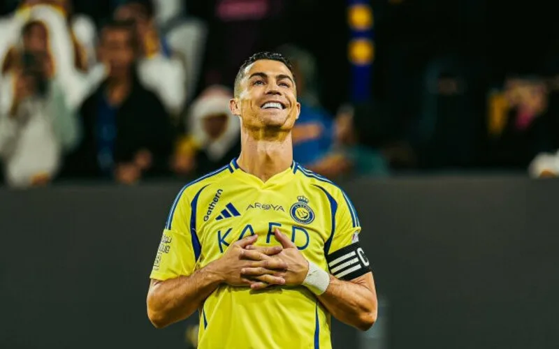 kham pha 7 kieu ronaldo an mung da thanh thuong hieu