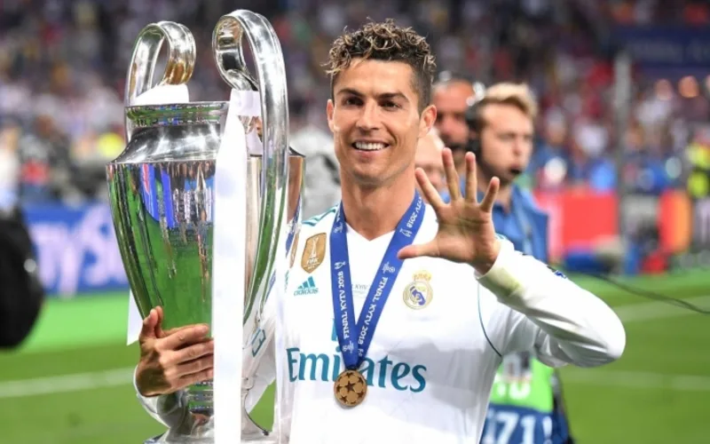 kham pha 7 kieu ronaldo an mung da thanh thuong hieu