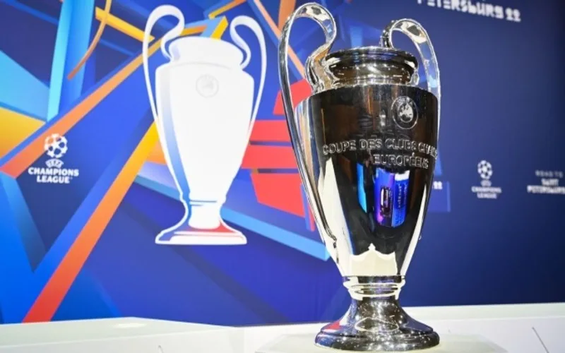 giai dap thac mac champions league co bao nhieu doi theo the thuc moi