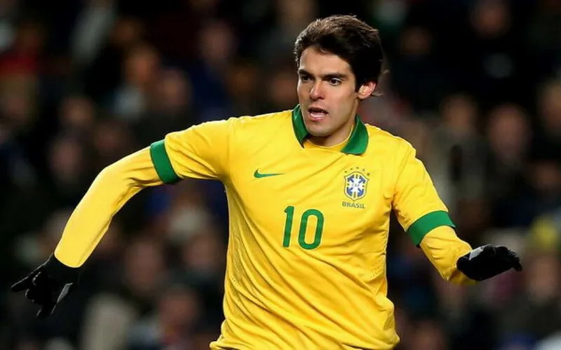 vinh danh top 10 cau thu brazil vi dai nhat the ky 21